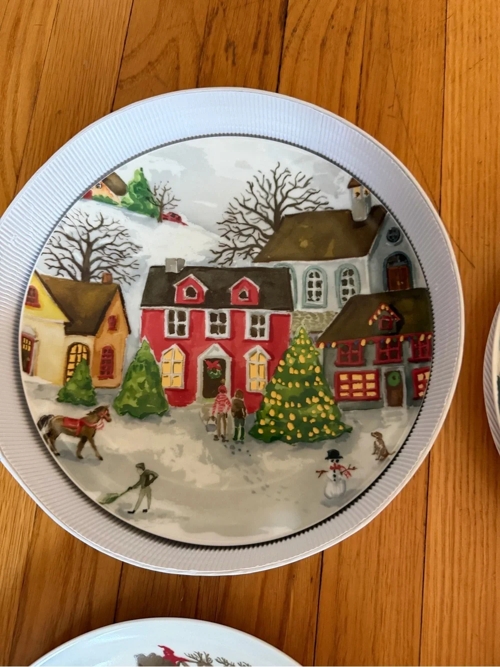Pottery Barn Winter Village Set of 4 Plates